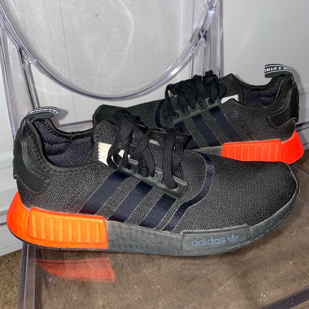 Mens NMDs red heel